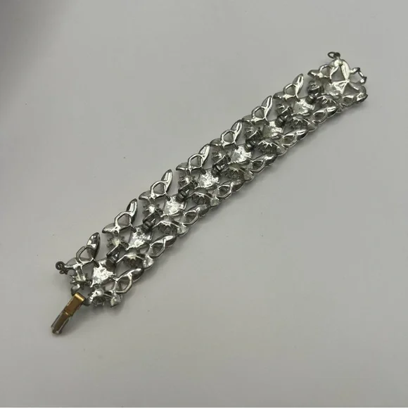 Elegant Silver Tone & Purple AB Vintage Panel Bracelet Size 6.5 - Picture 6 of 11